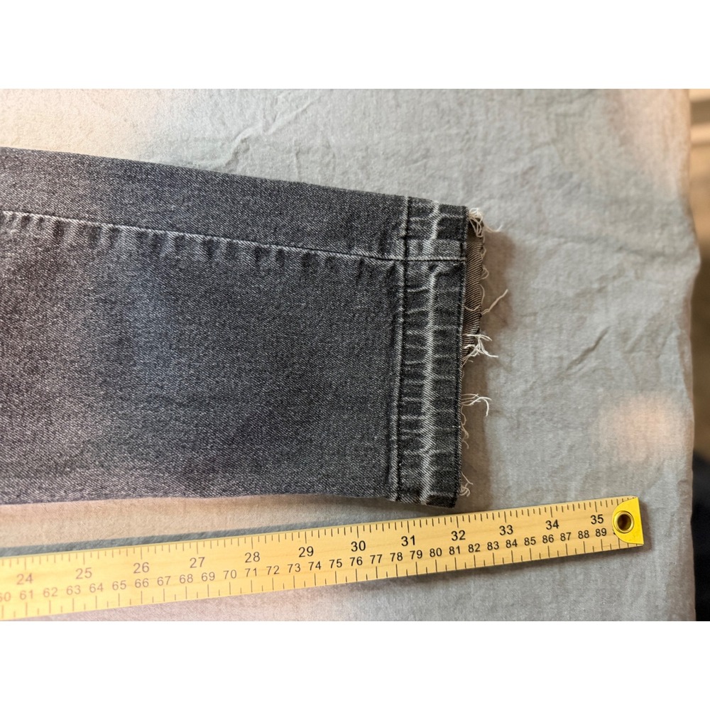 Levi's Jeans 511 Slim Fit Black Wash Distressed Hem Denim Men's Size 30x32 - Picture 3 of 13